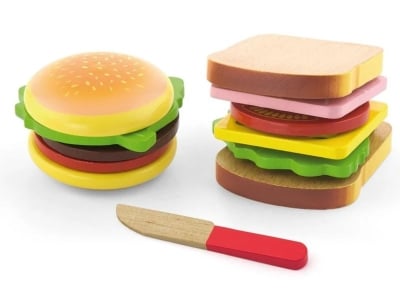Дървени хамбургер и сандвич