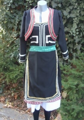 Народна Армънска женска носия за височина до 130см